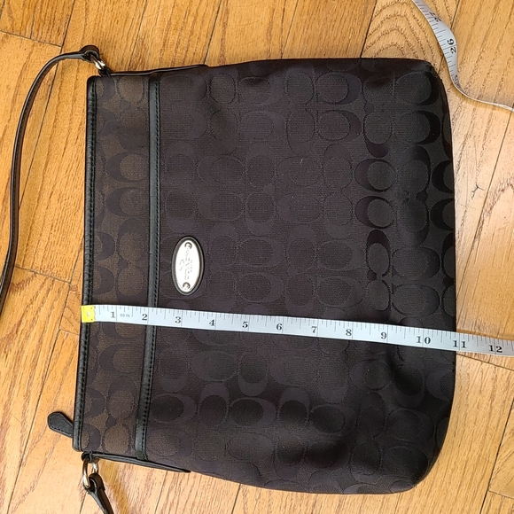Coach Signature Logo File Crossbody - Picture 11 of 12